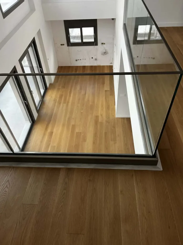 Τοποθέτηση νέου ξύλινου δαπέδου